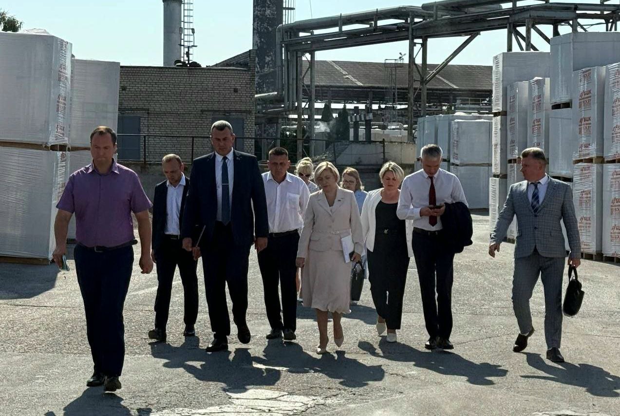 Выездное совещание на Минском комбинате силикатных изделий Выездное совещание на Минском комбинате силикатных изделий