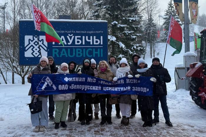 На старт вышли спортсмены, на трибуны активисты Минского КСИ