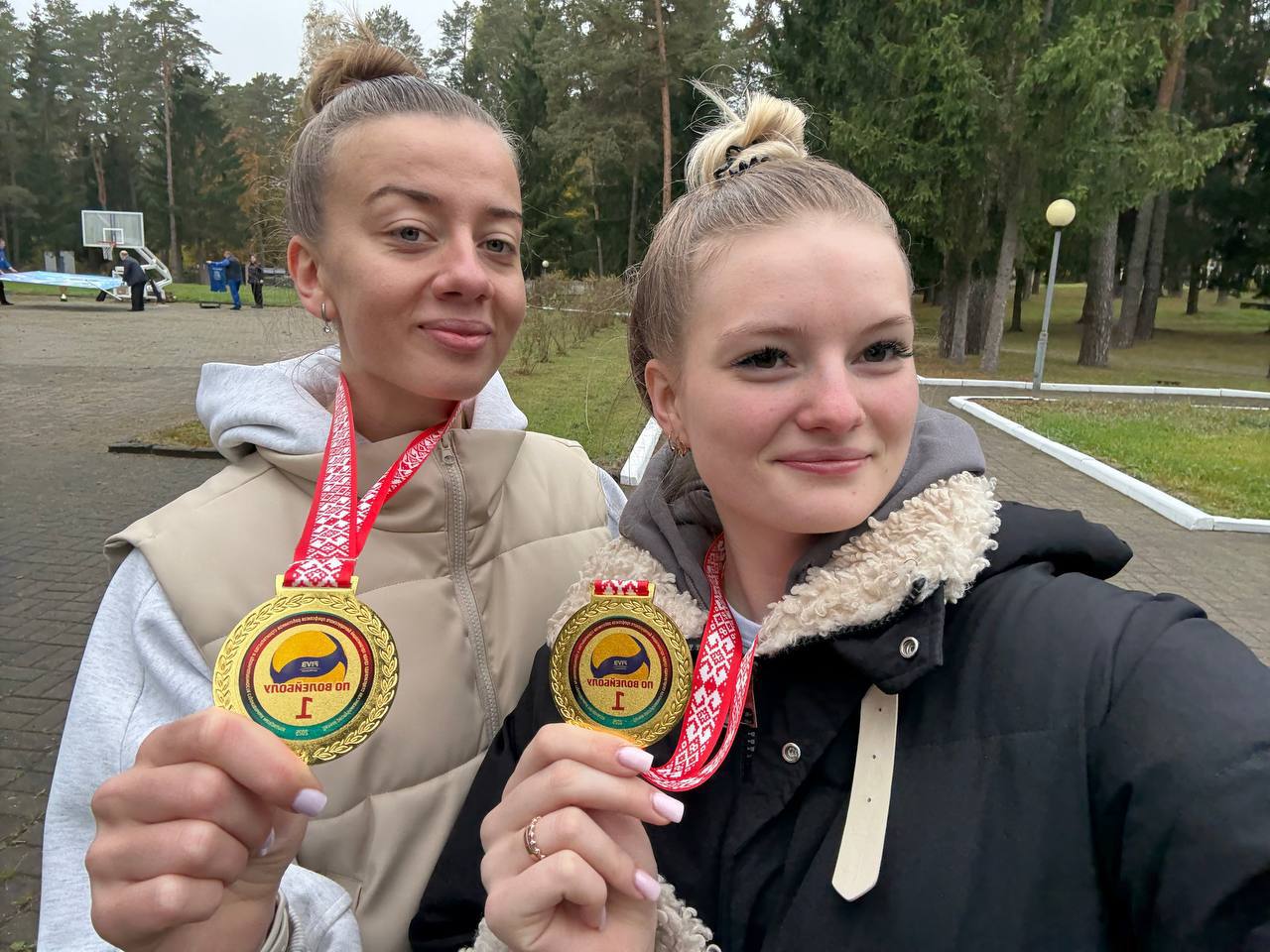 Представители Минского КСИ блеснули на волейбольной площадке! Представители Минского КСИ блеснули на волейбольной площадке!